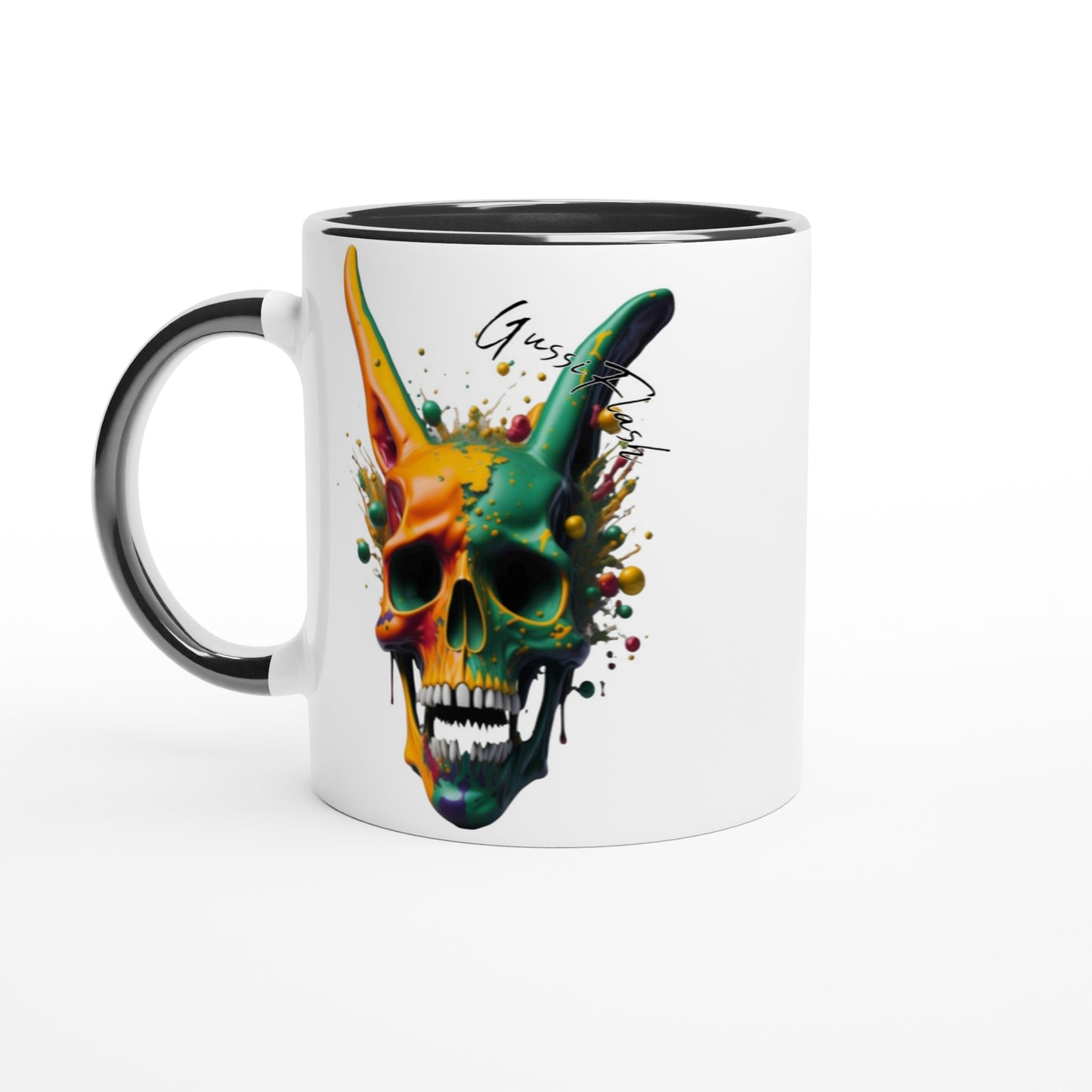 Weiße Keramiktasse Farbe an der Innenseite